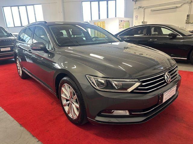 VOLKSWAGEN - Passat Variant Variant 2.0 tdi Highline 150cv