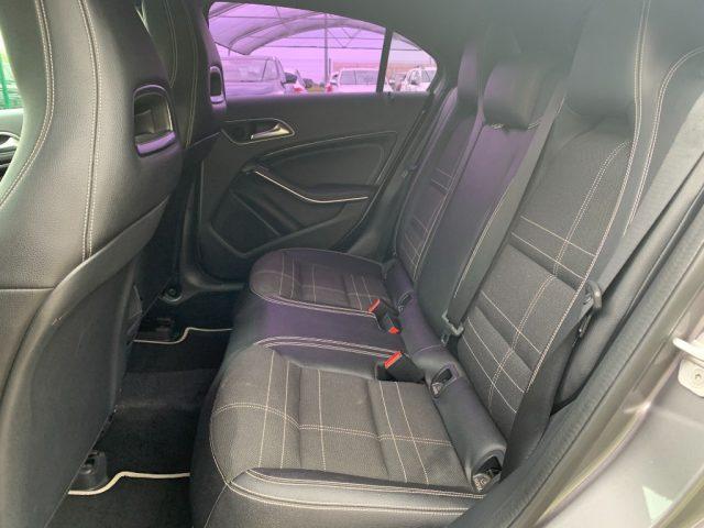 MERCEDES-BENZ A 180 Premium