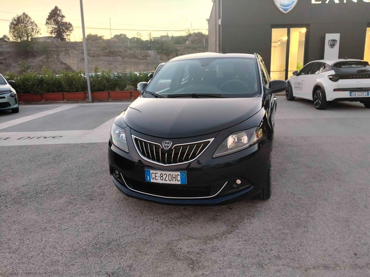 Lancia Ypsilon 1.0 FireFly 5 porte S&S Hybrid Ecochic Gold
