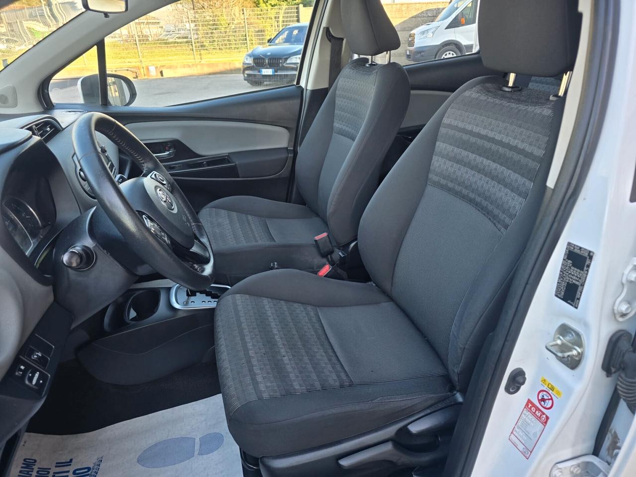 Toyota Yaris 1.5 Hybrid 5 porte ActiveN 2017