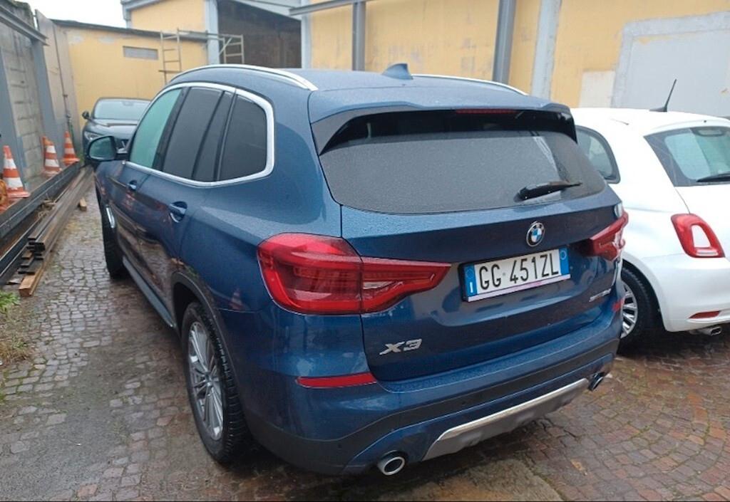 Bmw X3 18D 150CV STEPTRONIC 48V S-DRIVE LUXURY ( FARI LED - AMBIENT LIGHT TETTO PANORAMICO APR. )