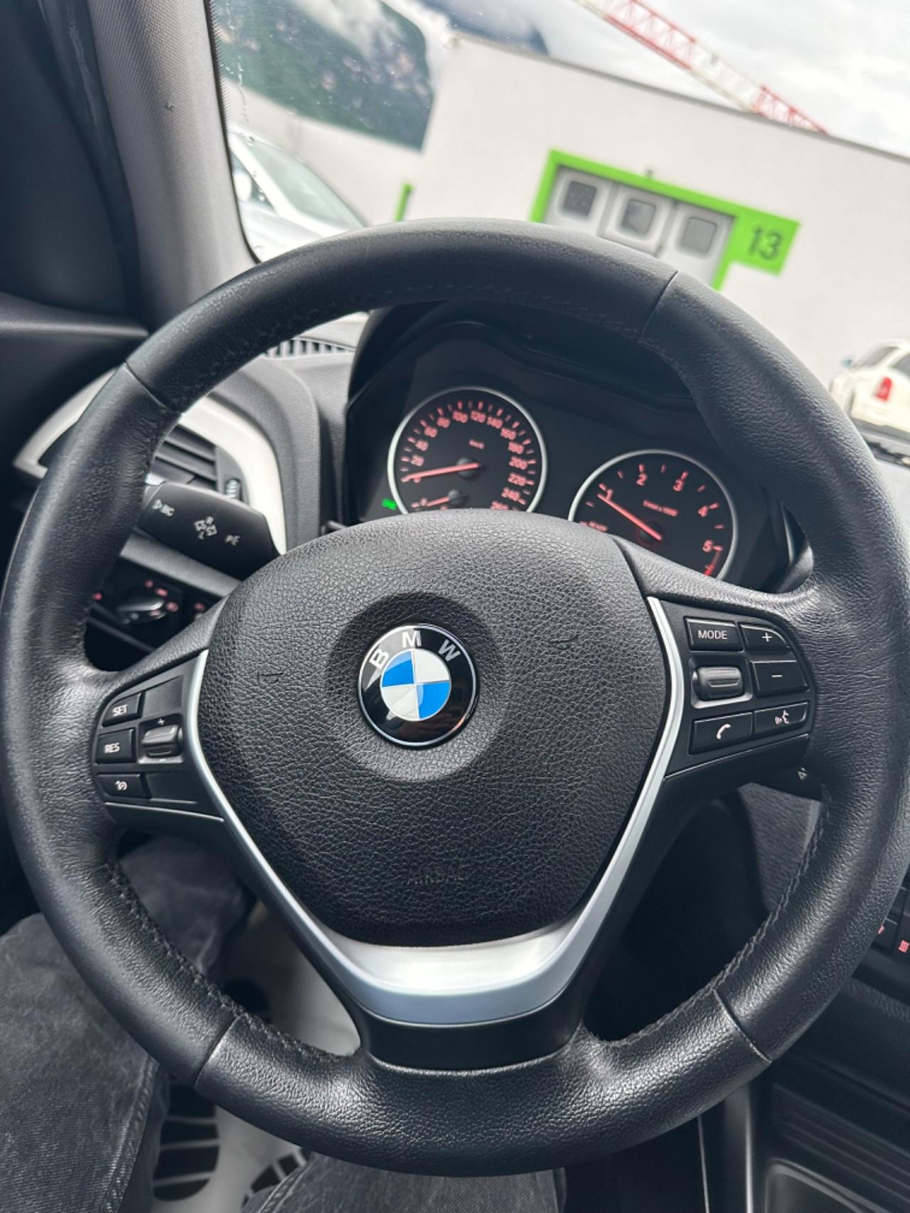 Bmw serie 1 2.0 116cv ADATTA A NEOPATENTATI