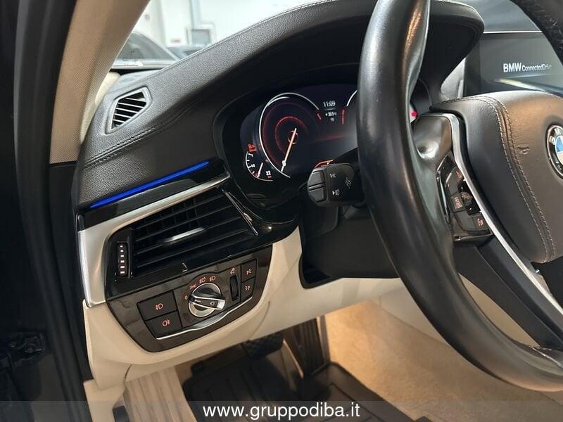 BMW Serie 5 Touring Serie 5 G31 2017 Touring Diese 520d Touring Luxury auto