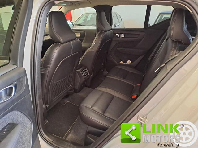 VOLVO XC40 B3 automatico Core
