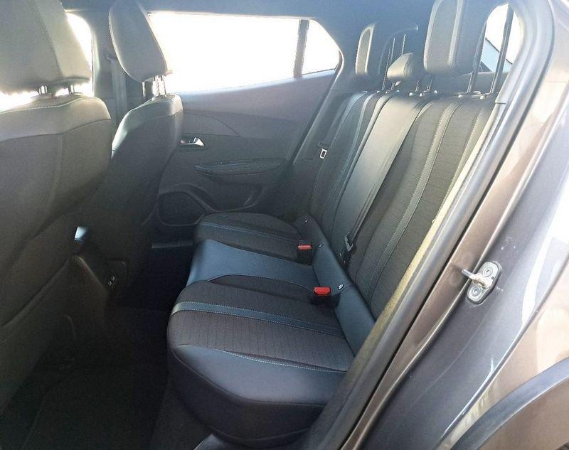 Peugeot 2008 PureTech 130 S&S Allure Pack