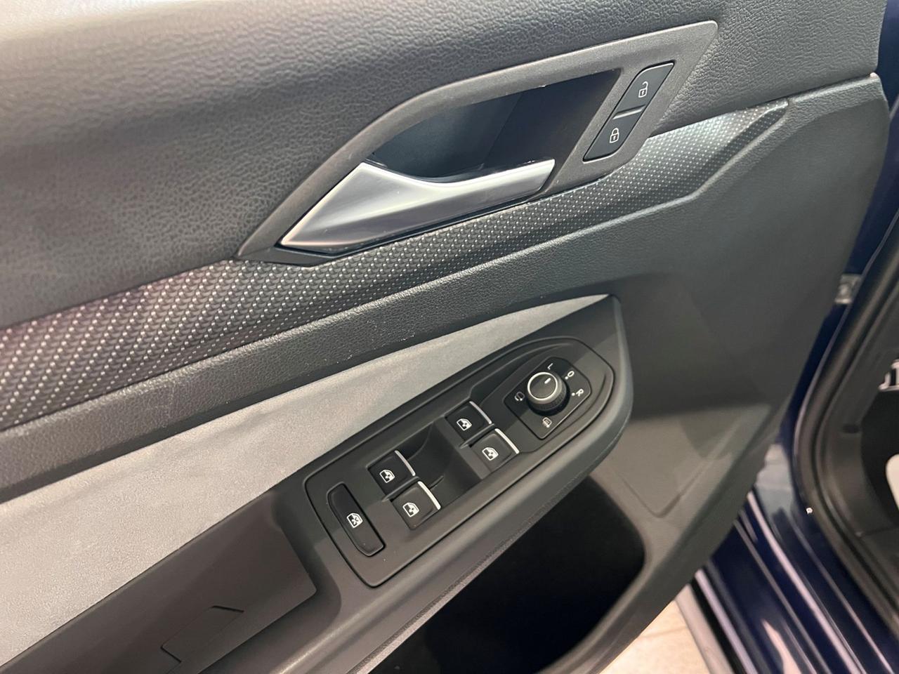 VOLKSWAGEN Golf VIII 2020 1.5 etsi evo R-Line 150cv dsg