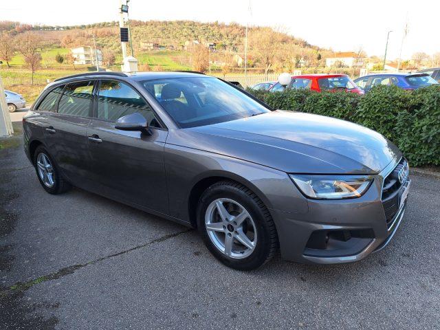 AUDI A4 Avant 35 TDI/163 CV S tronic Business Advanced