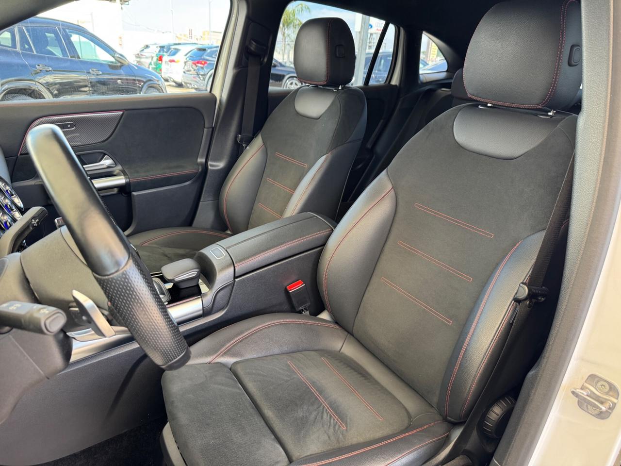 MERCEDES-BENZ GLA 180 d AUTOMATIC. PREMIUM AMG -MY23