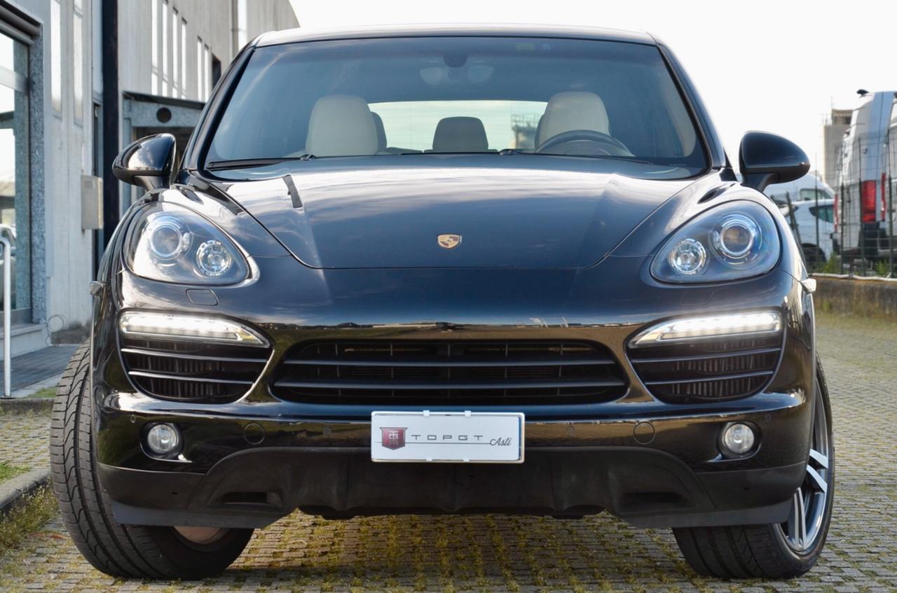 PORSCHE CAYENNE 3.0 V6 TDI 245cv TIPTRONIC, SERVICE BOOK PRESENTE, UFF ITALIANA, PELLE TOTALE, 21″, PERMUTE