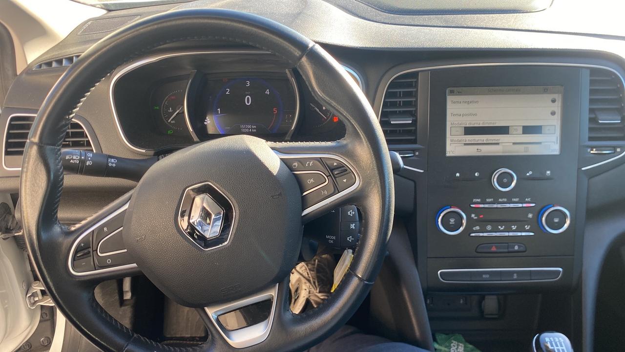 Renault Megane Mégane Sporter Blue dCi 115 CV EDC Intens