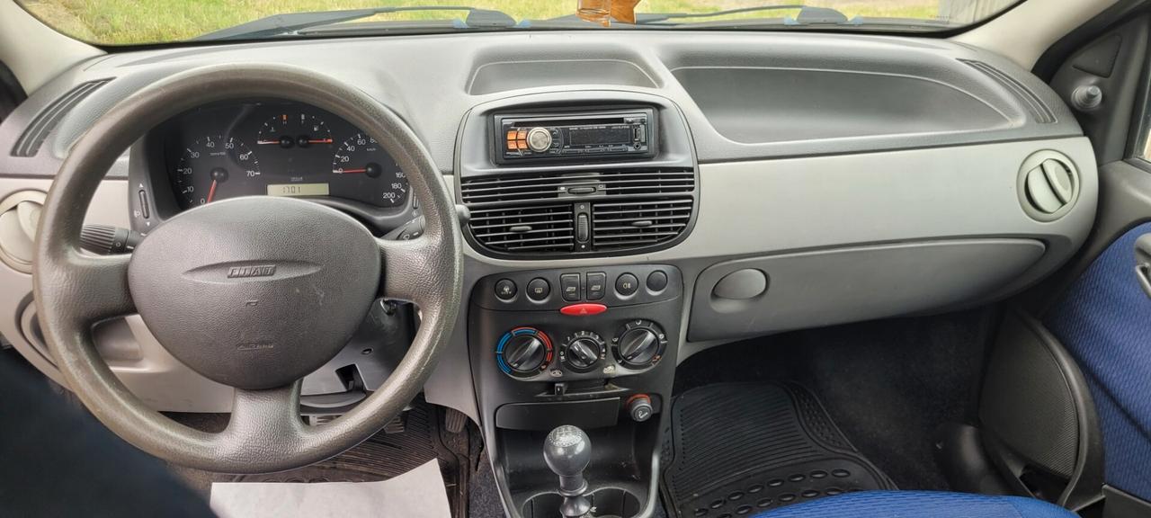 Fiat Punto 1.2i 16V cat 5 porte HLX