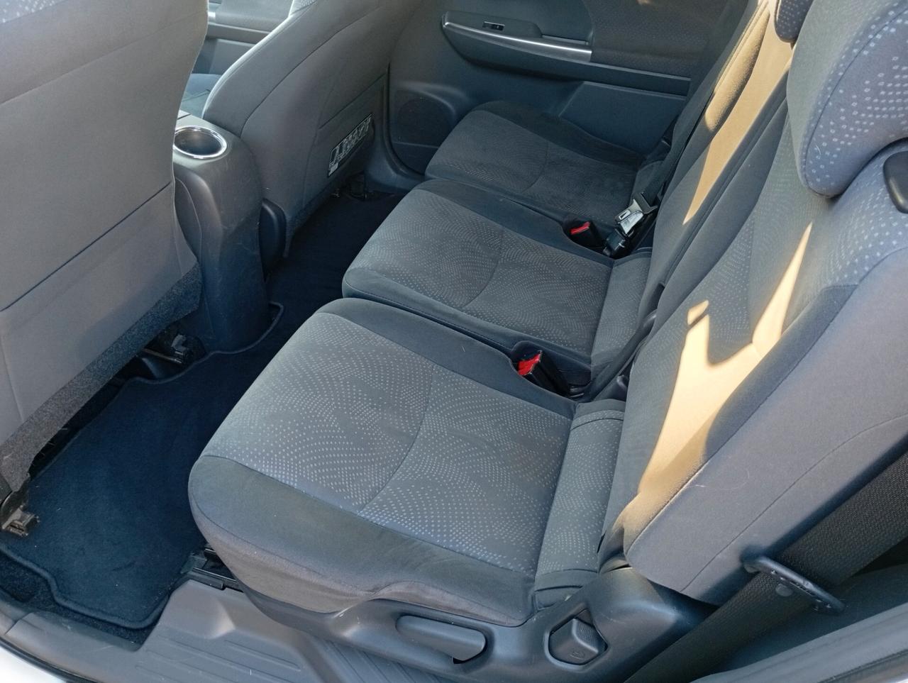 Toyota Prius Prius+ 1.8 Style 7 POSTI