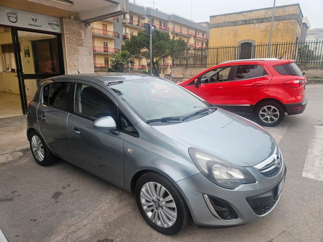 Opel Corsa 5P COSMO 1.2 BENZ. GPL