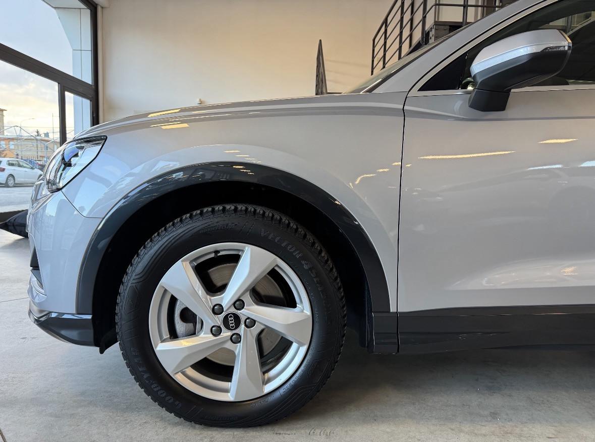 Audi Q3 40 2.0 tdi Business Advanced quattro 200cv s-tronic Tetto Apribile