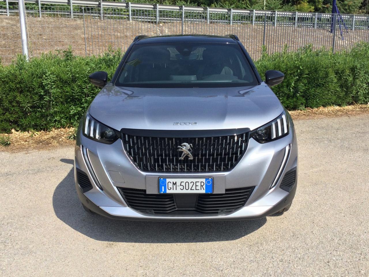 Peugeot 2008 BlueHDi 130 EAT8 GT Cambio Automatico