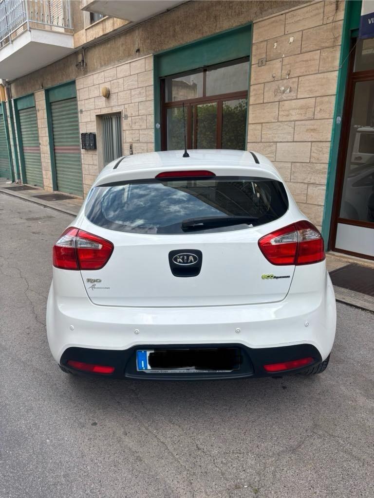Kia Rio 1.1 CRDi WGT 5p. EX