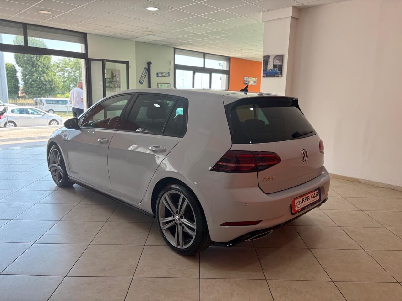 Volkswagen Golf 1.5 TSI ACT DSG R LINE PERMUTE FINANZIAMENTI