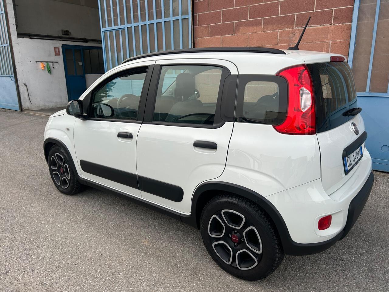 Fiat Panda 1.0 FireFly S&S Hybrid