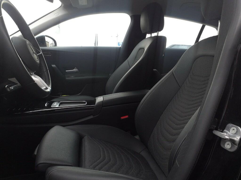 Mercedes CLA Shooting Brake 180 D Advanced 8G-DCT