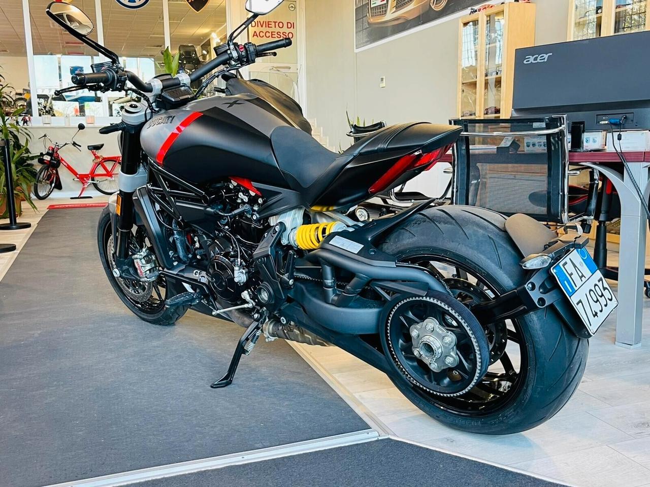 Ducati Diavel
