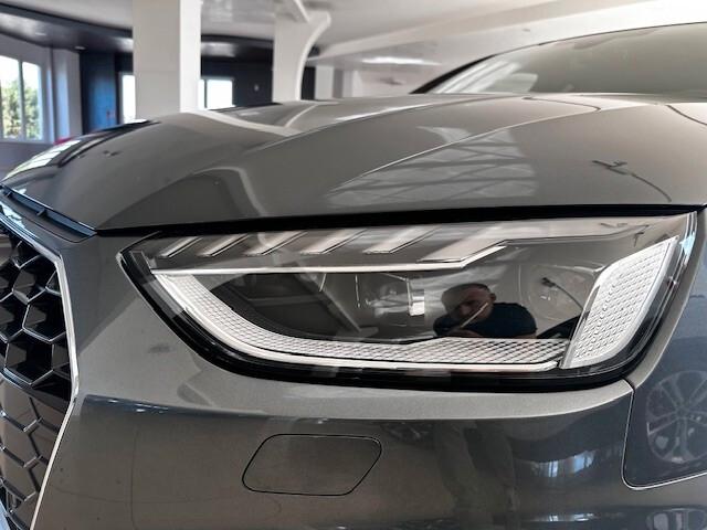 Audi A4 Avant 40 TDI quattro S tronic S line edition