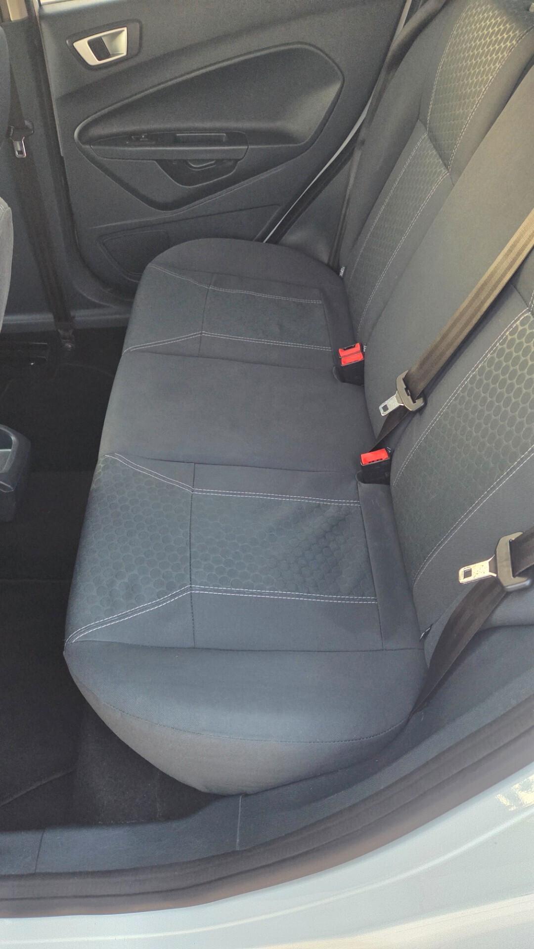 Ford Fiesta 1.4 5 porte Bz.- GPL Titanium
