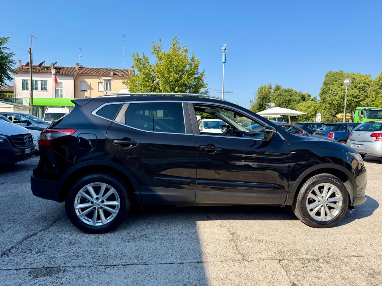 Nissan Qashqai 115cv NEOPATENTATI FULL