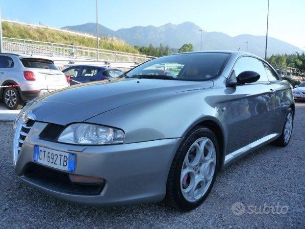 ALFA ROMEO GT 3.2 V6 24V cat Luxury