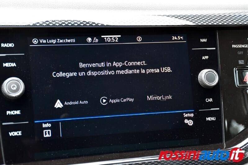 VOLKSWAGEN TAIGO 1.0 TSI 95 CV LIFE + TECH PACK + R16 BI-COLOR + RE