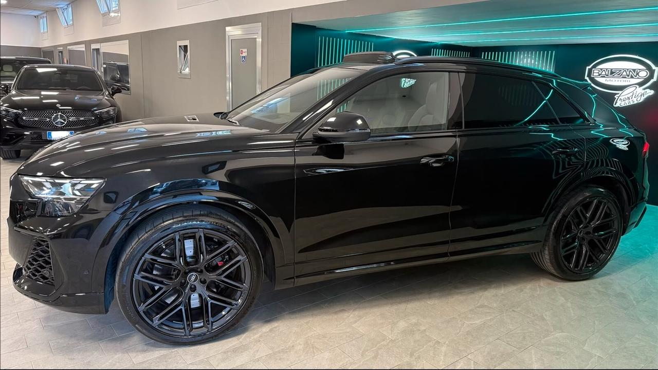 AUDI RS Q8 4.0TFSI 600CV 2025 TETTO APRIBILE