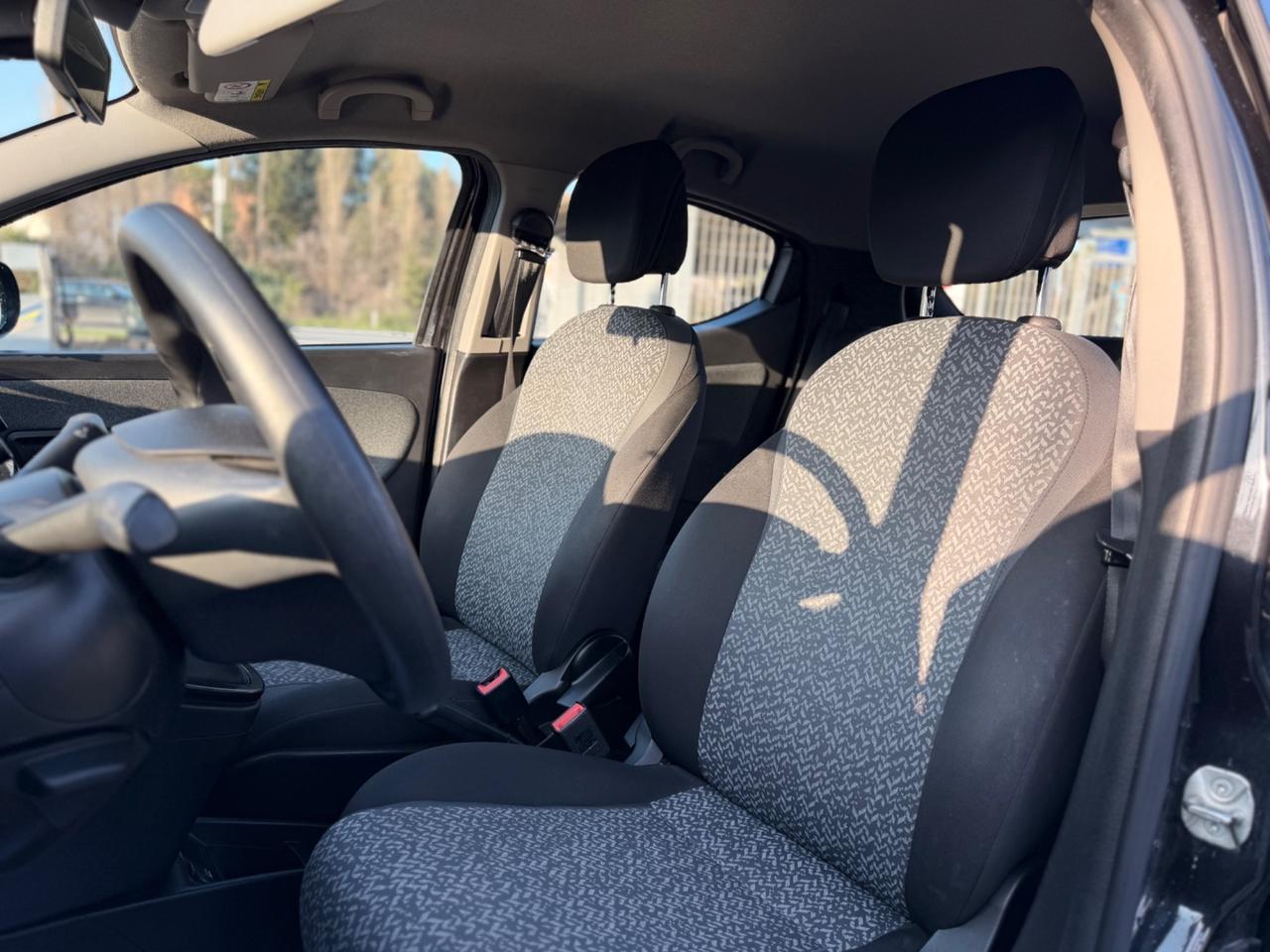 Lancia Ypsilon 1.0 FireFly 5 porte S&S Hybrid Alberta Ferretti