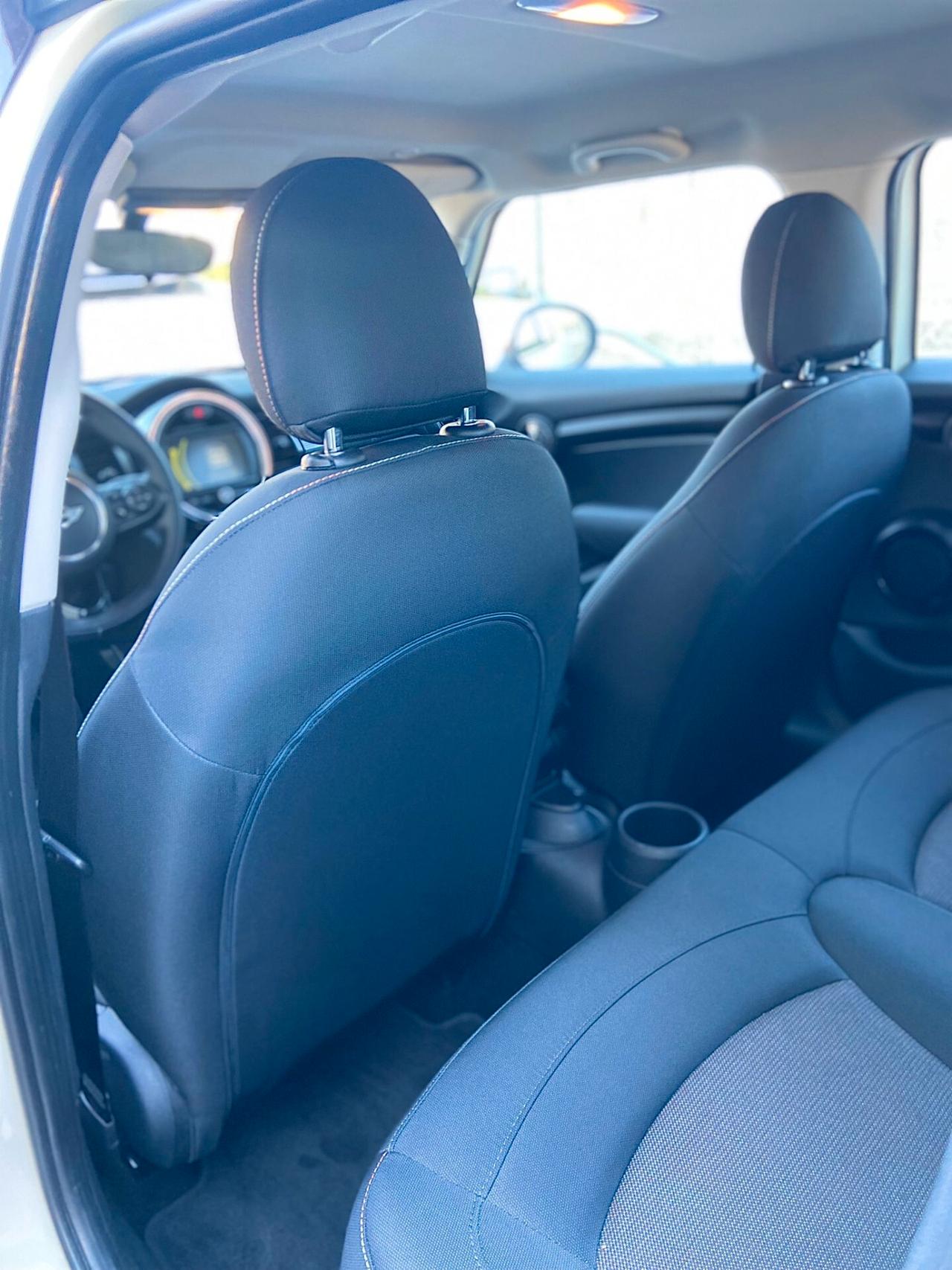 Mini 1.5 Cooper D 116cv 5porte