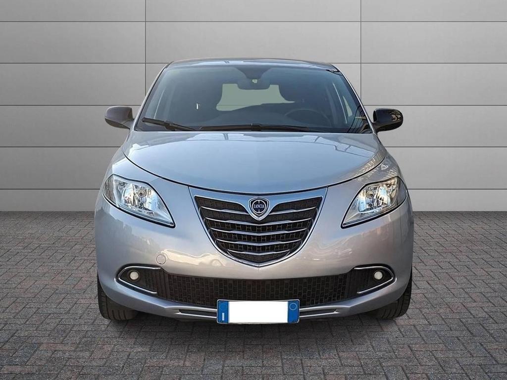 Lancia Ypsilon 5 Porte 1.2 Silver