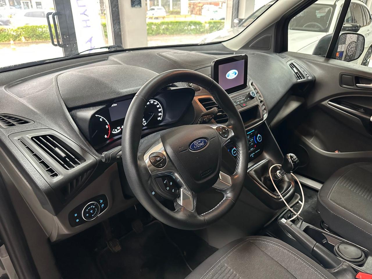 Ford Tourneo Connect Active 1.5 TDCi #10855