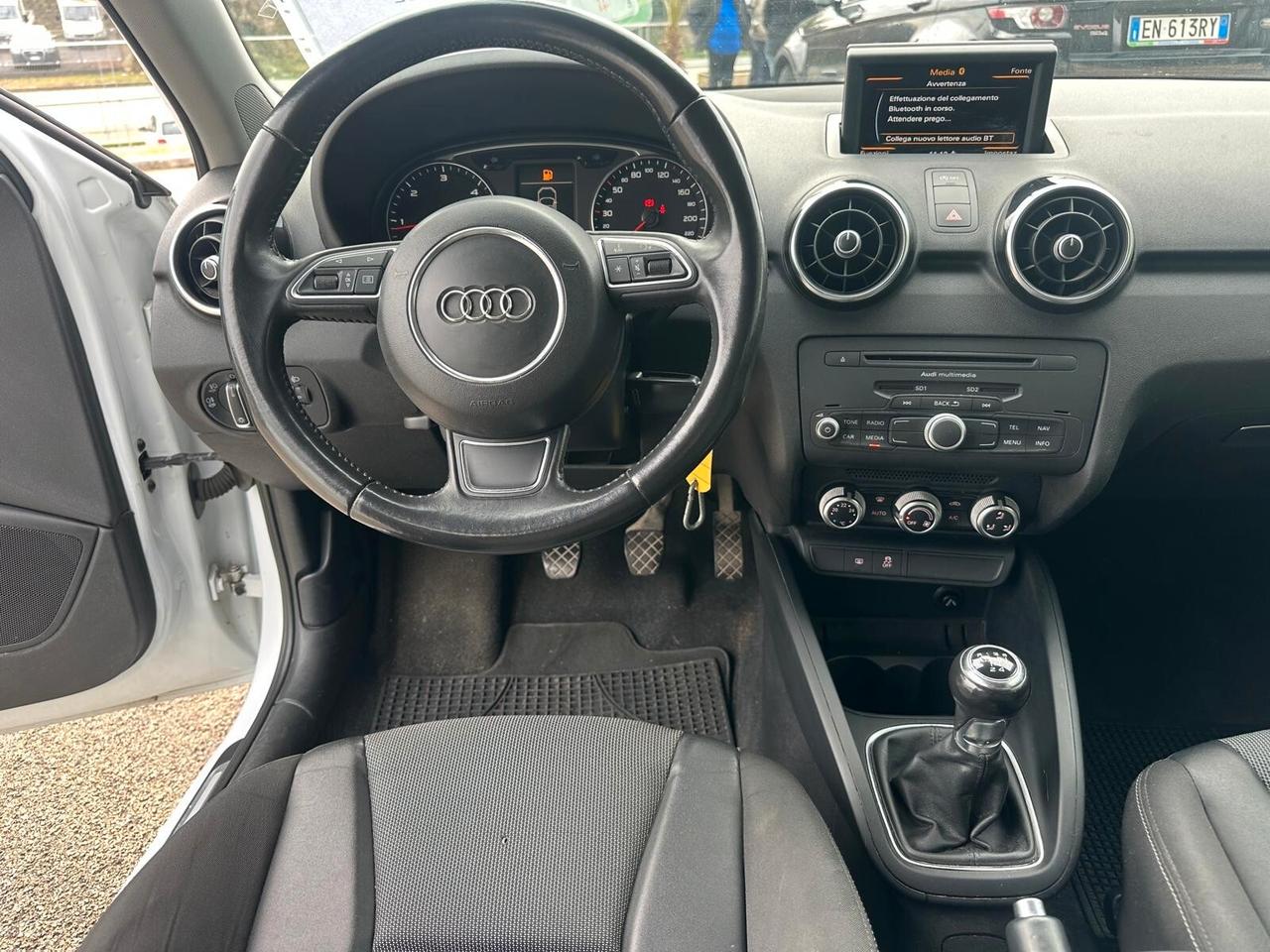 Audi A1 1.6 TDI S line edition plus NEOPATENTATI