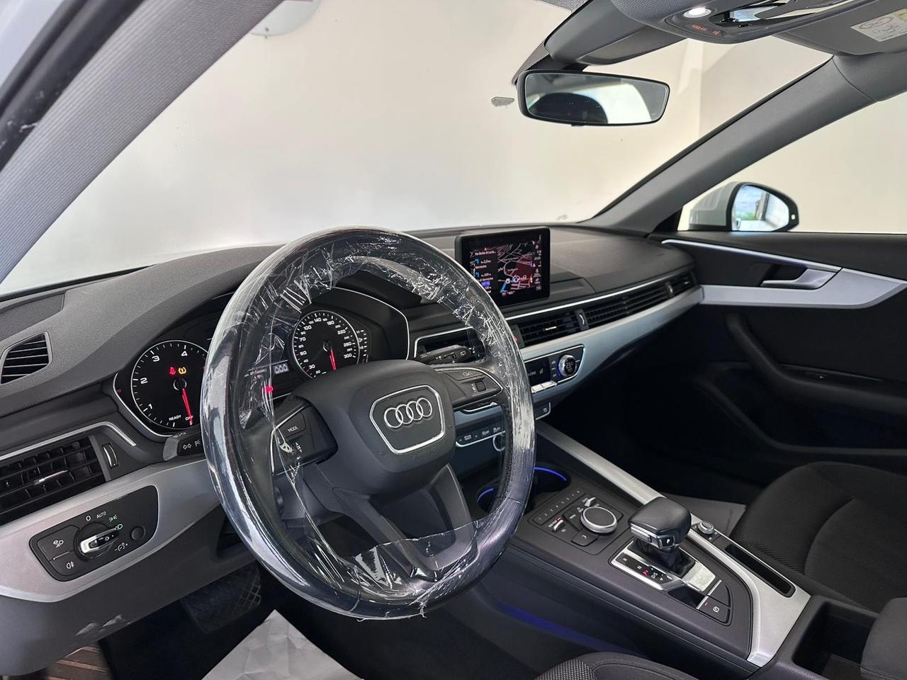 Audi A4 2.0 TDI 150 CV ultra S tronic Sport