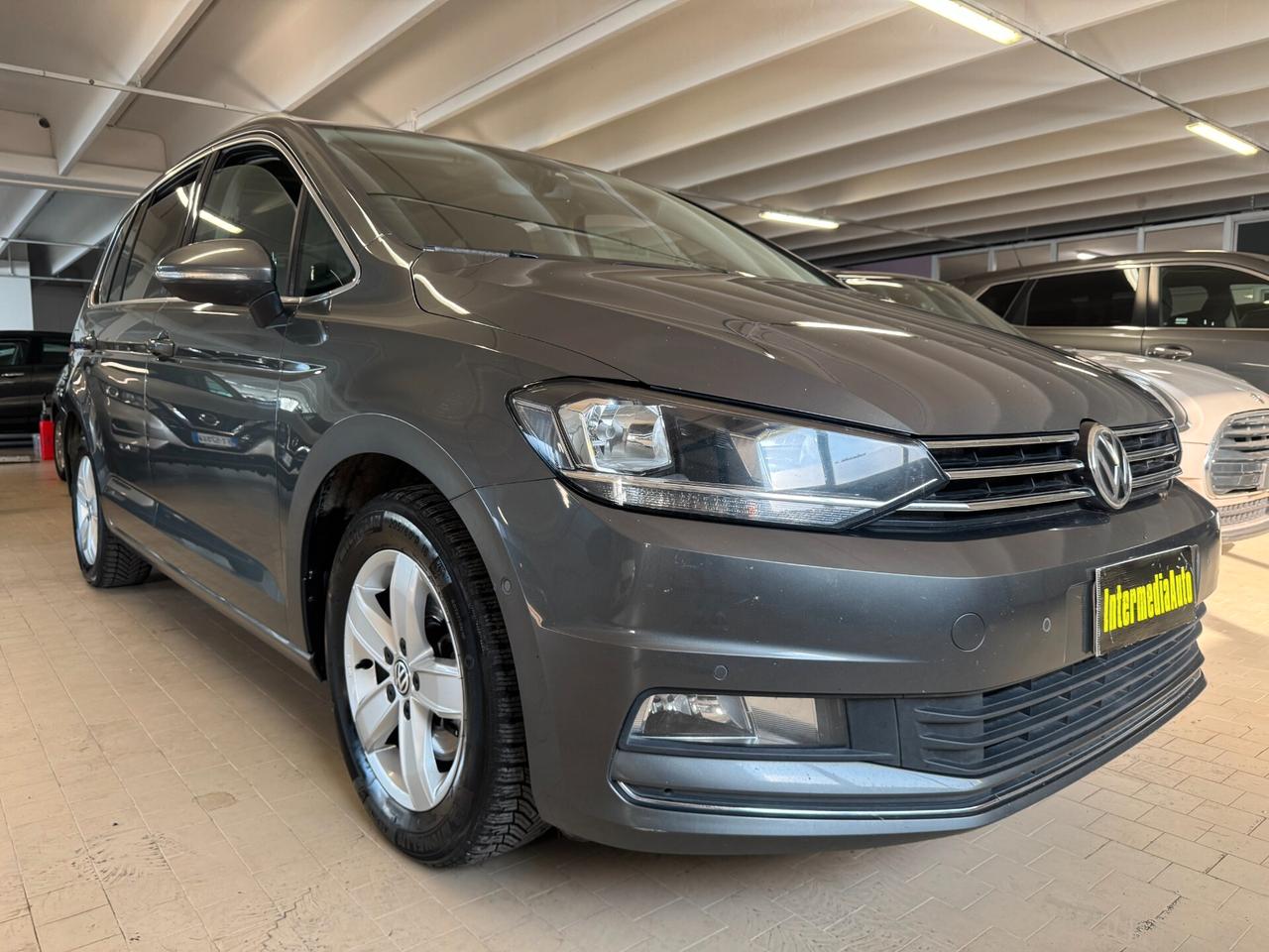 Volkswagen Touran 1.6 TDI Highline Technology 7 posti