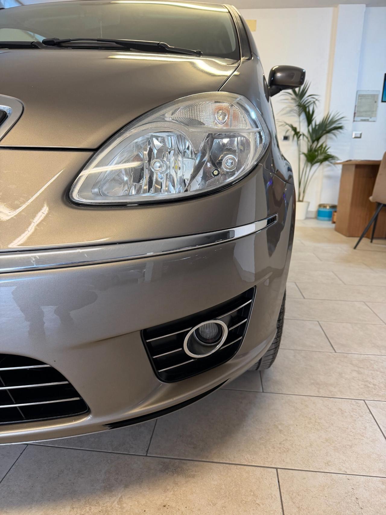 Lancia MUSA 1.4 8V GPL Ecochic Platino Full DISTRIBUZ TAGLIANDATA NEOPATENTATI