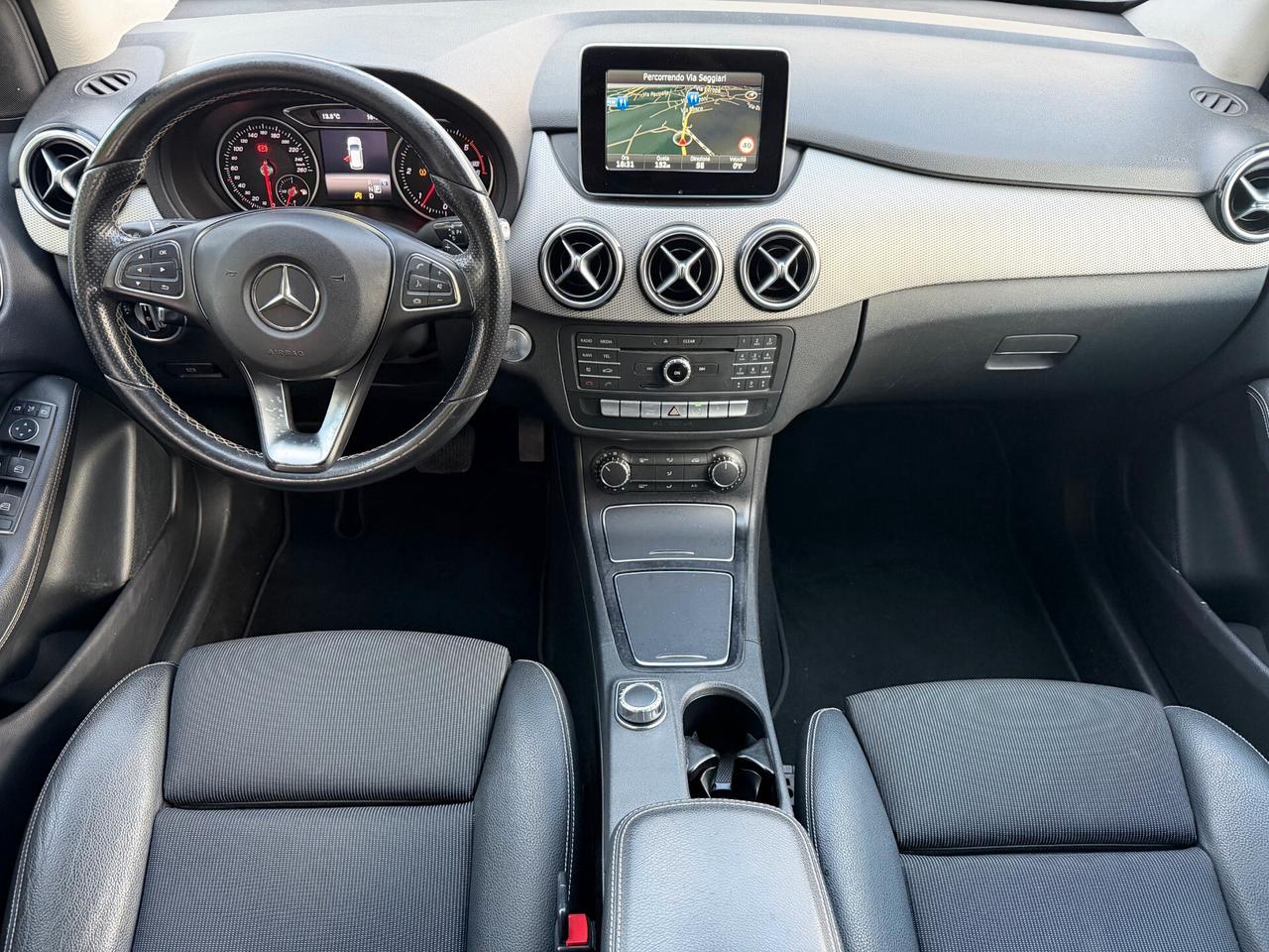 Mercedes-benz B 200d 136CV Automatic Sport