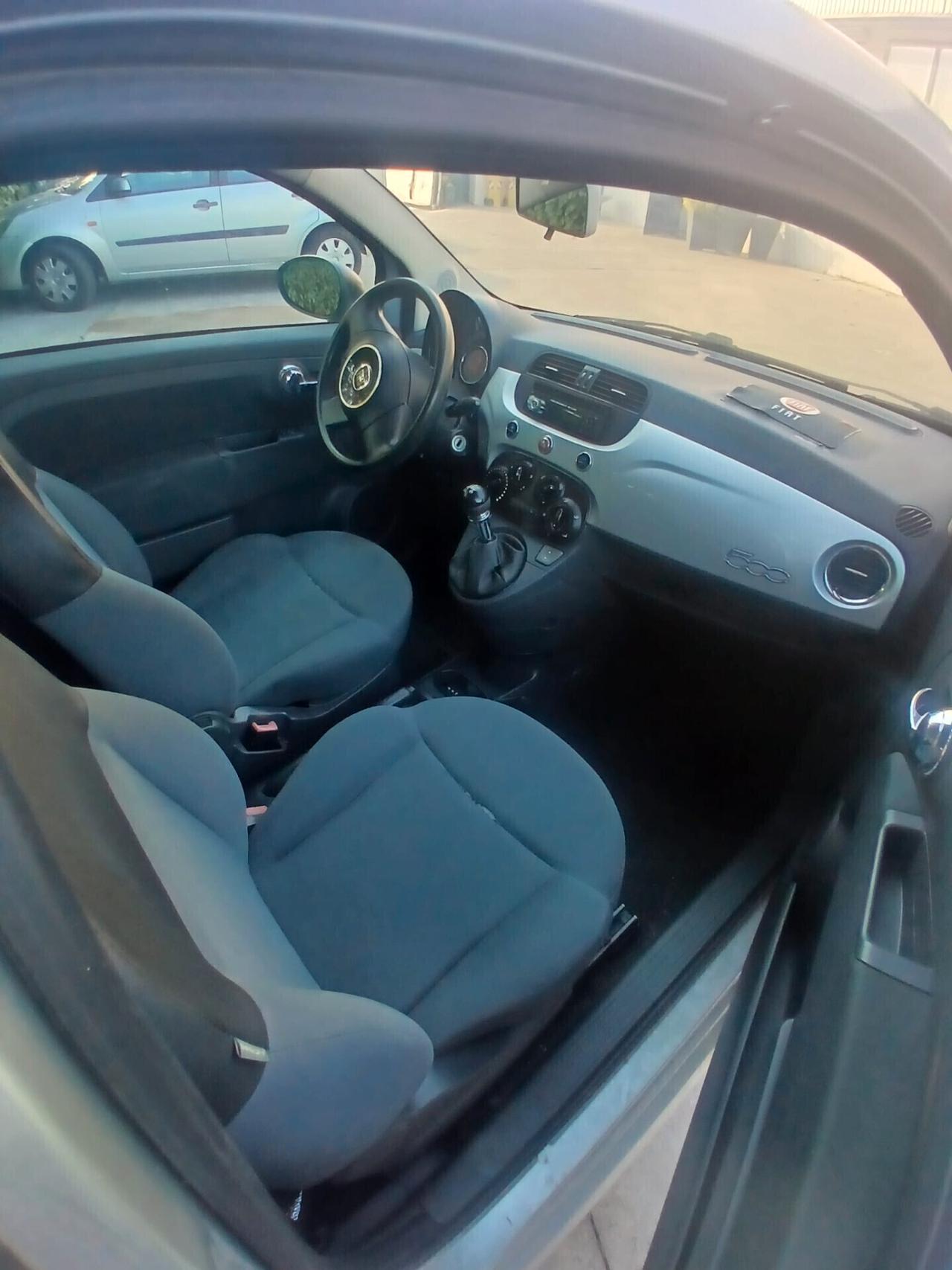 Fiat 500 1.2 POP model. 2009 VISTA E PIACIUTA NO GARANZIA