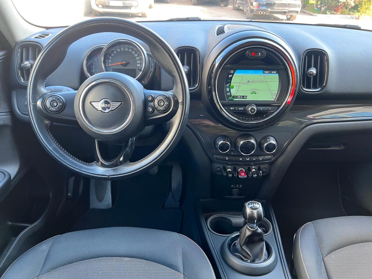 Mini One D Countryman 1.5 115cv Business OK NEOPAT. LED/NAVI PERF.