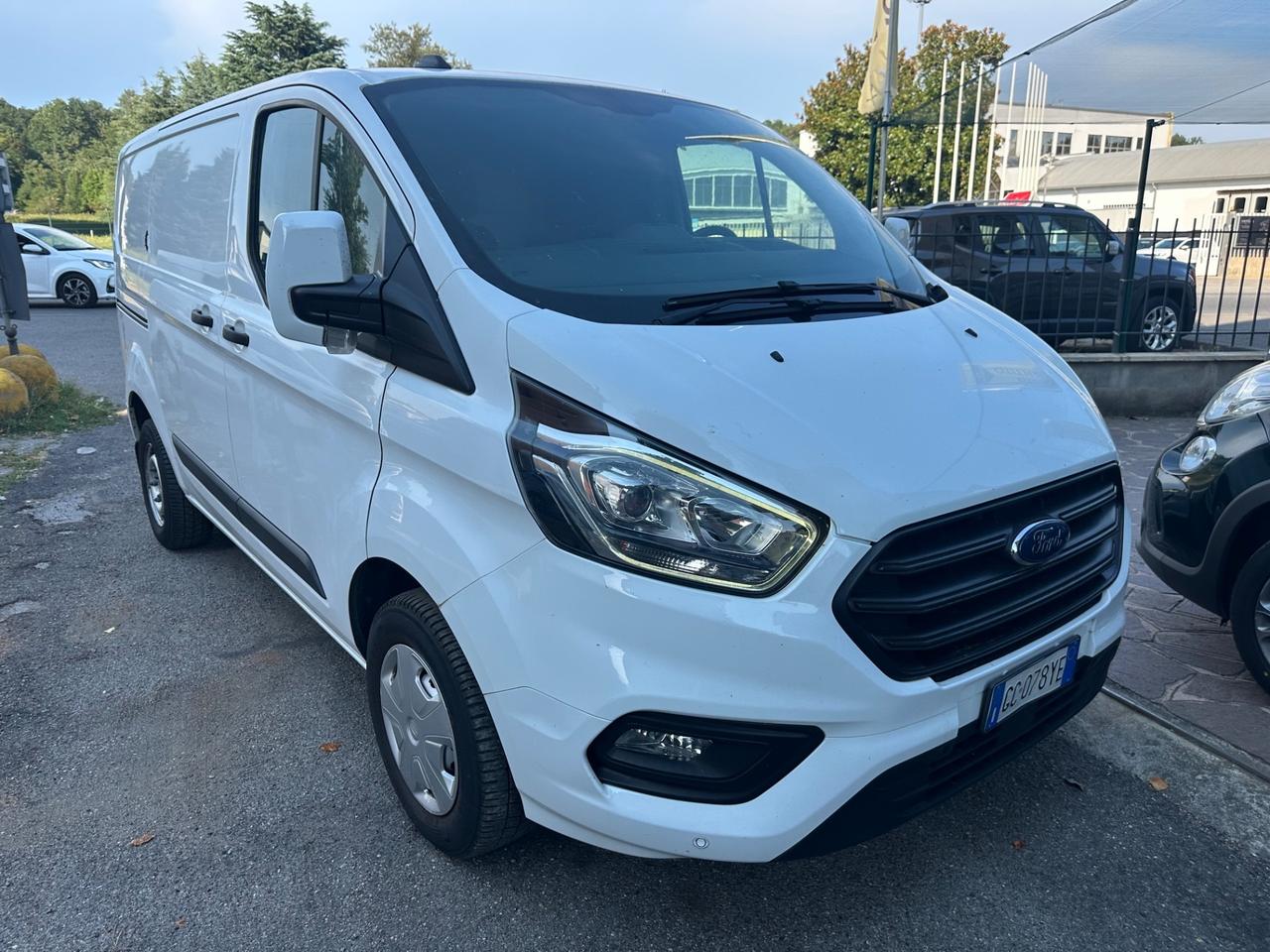 Ford Transit Custom 280 2.0 EcoBlue Hybrid 130 PC Furg. Titanium