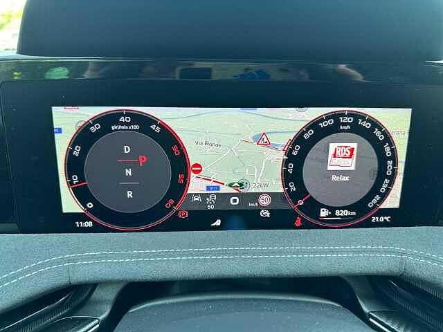SKODA Superb 2.0 TDI DSG Wagon Sportline