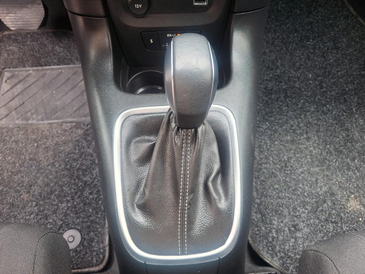 Citroen C3 PureTech 110 S&S EAT6 Shine Pack automatica