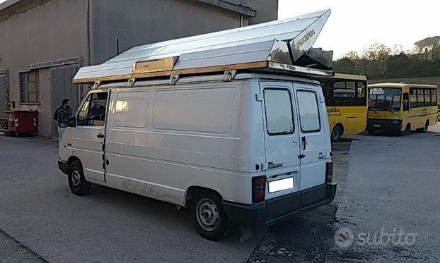 Renault Trafic 2.1 D PL Tenda 8x5 Ambulanti