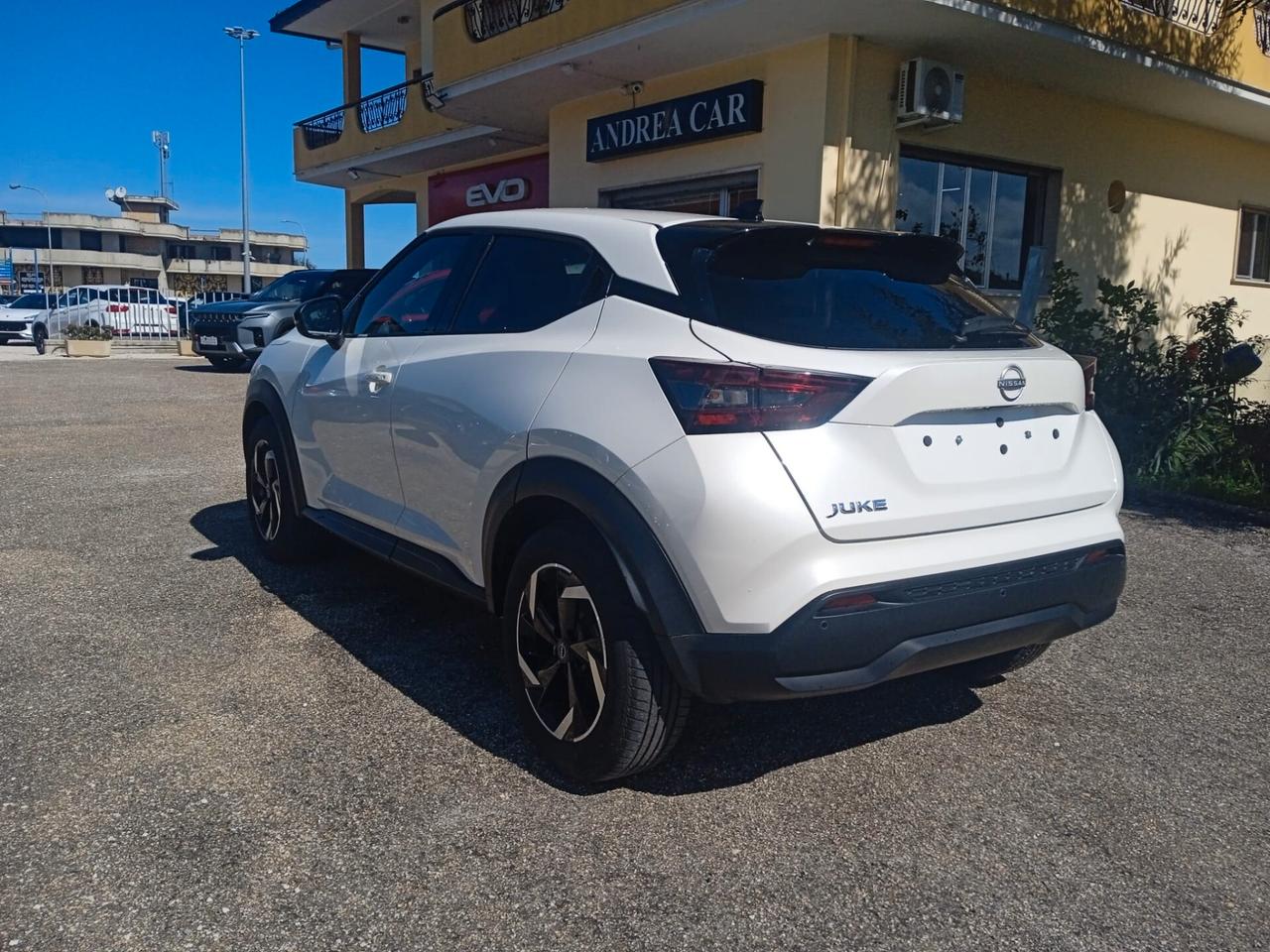 Nissan Juke 1.0 DIG-T 114 CV N-Connecta