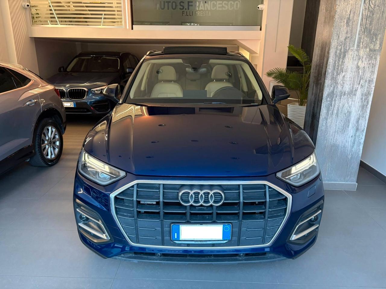 Audi Q5 2.0 Sport Tetto Apr. 204cv - 2021