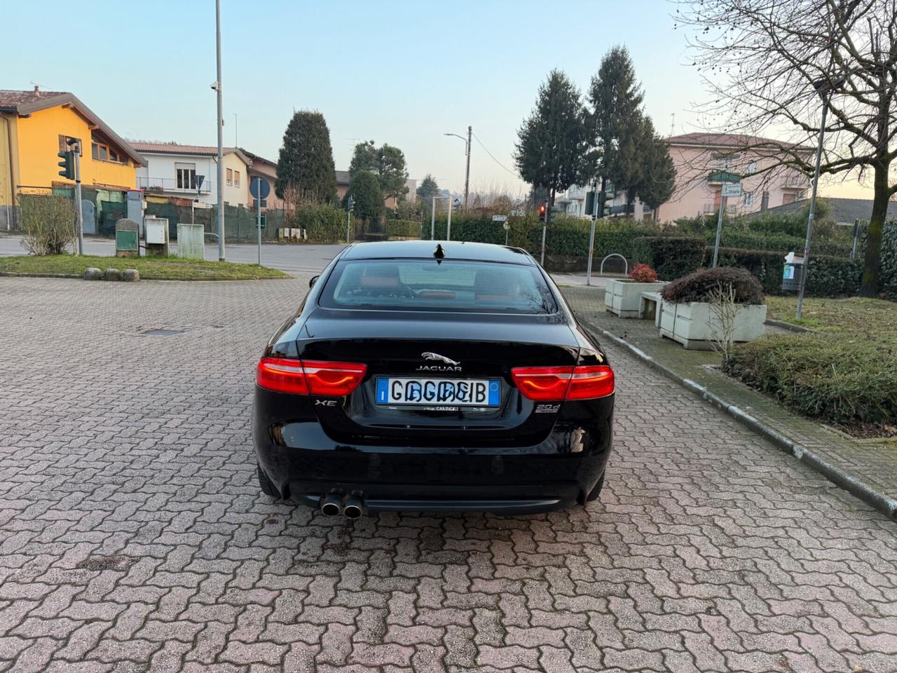 Jaguar XE 2.0 D DA RIPARARE