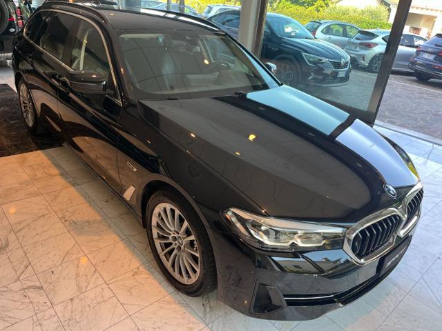 BMW 530 e Touring xDrive 184cv Business Plug-In
