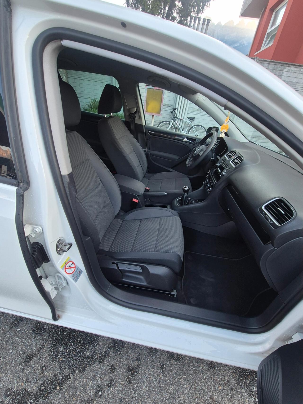 VW GOLF 6 MARCE 1.2 BENZINA TSI NEO PATENTATI